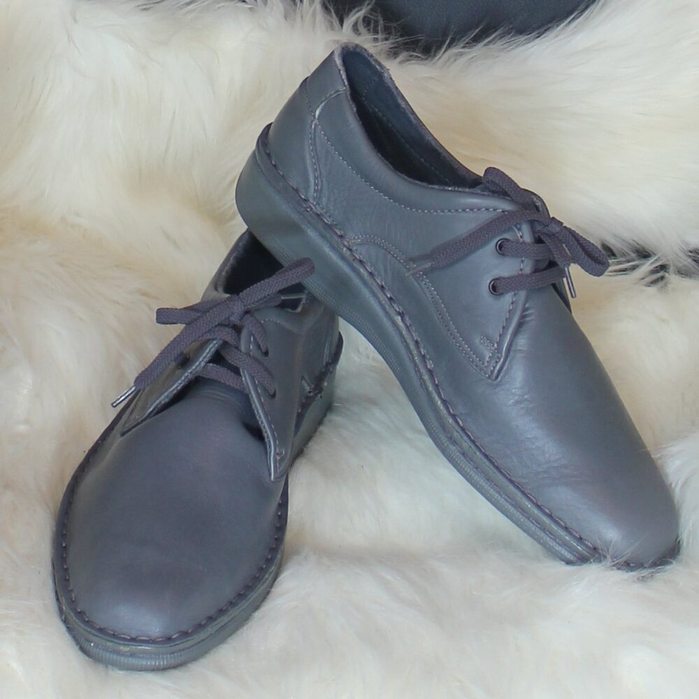 VTG Clarks Wallabee Luggers lase gray made in Ireland leather woman shoe size  8